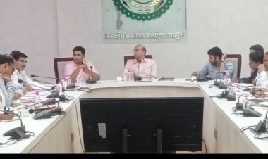 कलेक्टर डाॅ. भुरे ने तैयारियों के लिए की बैठक, अधिकारियों को दिए निर्देश