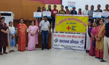 डॉ. राधाबाई  महाविद्यालय में नए मतदाताओं का किया गया सम्मान