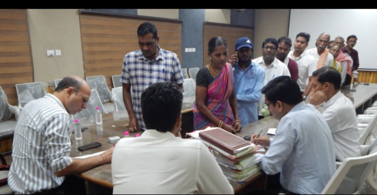 जनचौपाल में 41 आवेदन आएं कलेक्टर डॉ. भुरे ने नियमानुसार कार्रवाई करने के दिए निर्देश