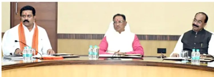 छत्तीसगढ़ के हित में जनता के हितों पर अहम फैसला लेंगे।की है। योजना के तहत हर साल 20 हजार यात्रियों को दर्शन के लिए अयोध्या ले जाया जाएगा।