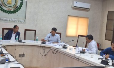 कलेक्टर की अध्यक्षता में हुई जिला जल एवं स्वच्छता मिशन की बैठक   लंबित कार्य समयावधि में पूर्ण करने दिए निर्देश