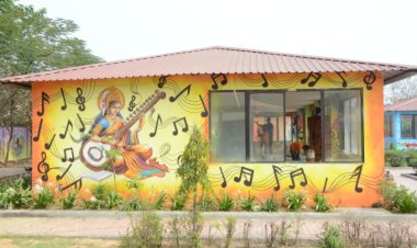 कला केंद्र परिसर में रिकॉर्डिंग स्टूडियो और मंच का निर्माण