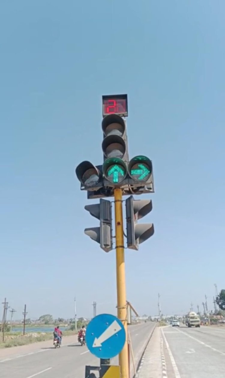 आरटीओ द्वारा वाहनों की, की जा रही जांच कलेक्टर द्वारा सड़क दुर्घटना रोकने के लिए दिए गए थे निर्देश