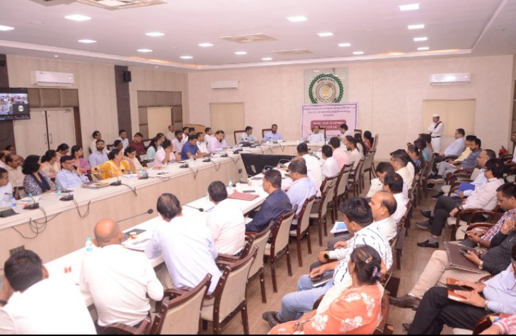 कलेक्टर डाॅ. गौरव सिंह ने ली आरटीई को प्रभावी बनाने बैठक प्रक्रियाओं को समय पर पूर्ण कराने दिए निर्देश