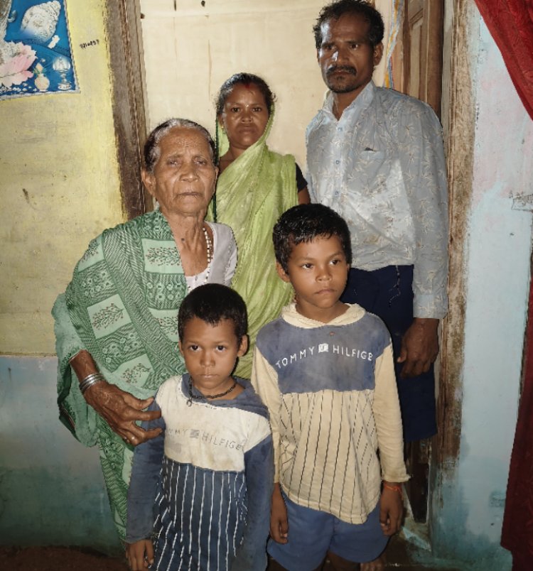 बारिश में मकान ढहने से फंसे थे परिवार के 5 लोग, प्रशासन की मदद से निकाला गया सुरक्षित
