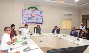 जब गलत काम नहीं किया तो डरे नहीं, साइबर क्राइम से बचने लुभावने फोन कॉल की शिकायत करें नजदीकी थाने में - कलेक्टर डॉ. गौरव सिंह