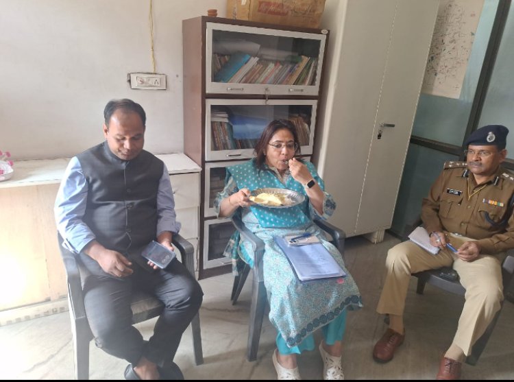 रायपुर जिले की प्रभारी सचिव एवं अपर मुख्य सचिव श्रीमती ऋचा शर्मा ने नशा मुक्ति केन्द्र का किया निरीक्षण