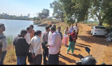 कृषि उत्पादन आयुक्त श्रीमती शहला निगार ने कृषि योजनाओं के तहत लगाए फसलों का निरीक्षण किया