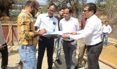 कलेक्टर डॉ. गौरव सिंह ने निर्माणाधीन तहसील कार्यालय और वर्किंग वीमेन हॉस्टल का किया निरीक्षण, गुणवत्ता एवं समय-सीमा पर दिया जोर