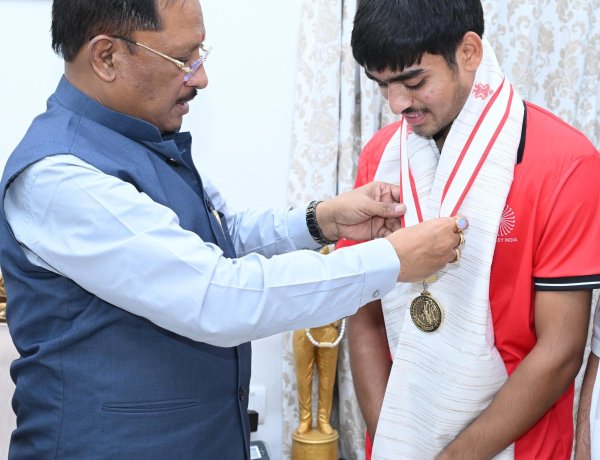 बोदरी में रजक समाज के सम्मेलन में शामिल होने बिलासपुर पहुंचे मुख्यमंत्री श्री विष्णुदेव साय