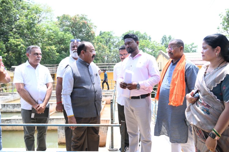 उप मुख्यमंत्री श्री अरुण साव का बस्तर में कार्यों के निरीक्षण का तीसरा दिन जावंगा कॉलेज भवन, जल जीवन मिशन और स्वच्छता दीदियों के कार्यों को देखा 