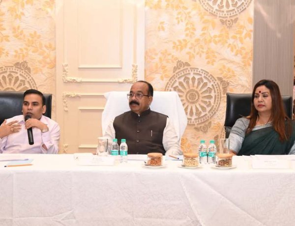छत्तीसगढ़ को खेल हब बनाने नई सोच और विजन के साथ करें काम - श्री अरुण साव
