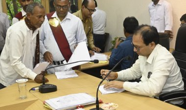 कलेक्टर ने जनदर्शन में सुनी लोगों की समस्याएं  नहर सफाई, जलभराव, आवास सहित विभिन्न मामलों पर दिए कार्यवाही के निर्देश