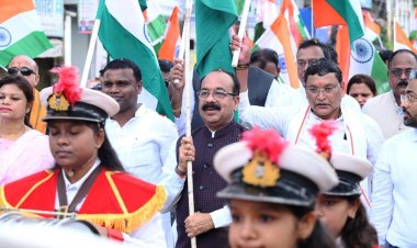 देशभक्ति से ओतप्रोत अप्रतिम उत्साह के साथ निकली तिरंगा यात्रा, उप मुख्यमंत्री श्री अरुण साव हुए शामिल