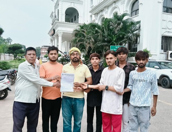 राजधानी रायपुर में वृक्षारोपण कार्य को धरती माता सेवा समिति द्वारा