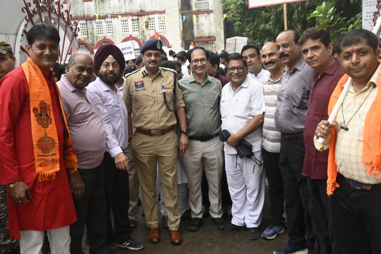 कलेक्टर-एसएसपी के नेतृत्व में निकला शांति मार्च, सभी वर्गाें ने दिखाई सहभागिता